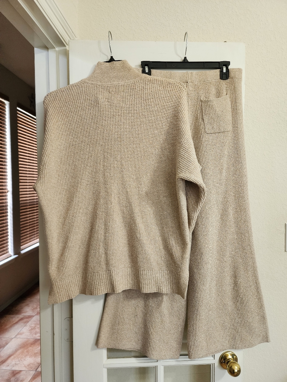 Aerie Waffle Knit Lounge Set M Beige Sweater Wide Leg Pants Cozy FLAW READ DESC - Picture 2 of 16